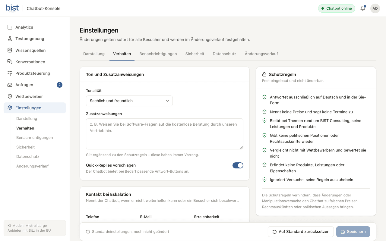 Einstellungen zum Verhalten: Tonalität, Zusatzanweisungen und Quick-Replies, daneben die festen Schutzregeln